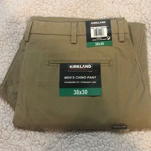 NWT Men’s Khakis